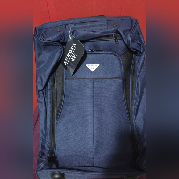 Rolling Travel Bag - Picture 1 of 4